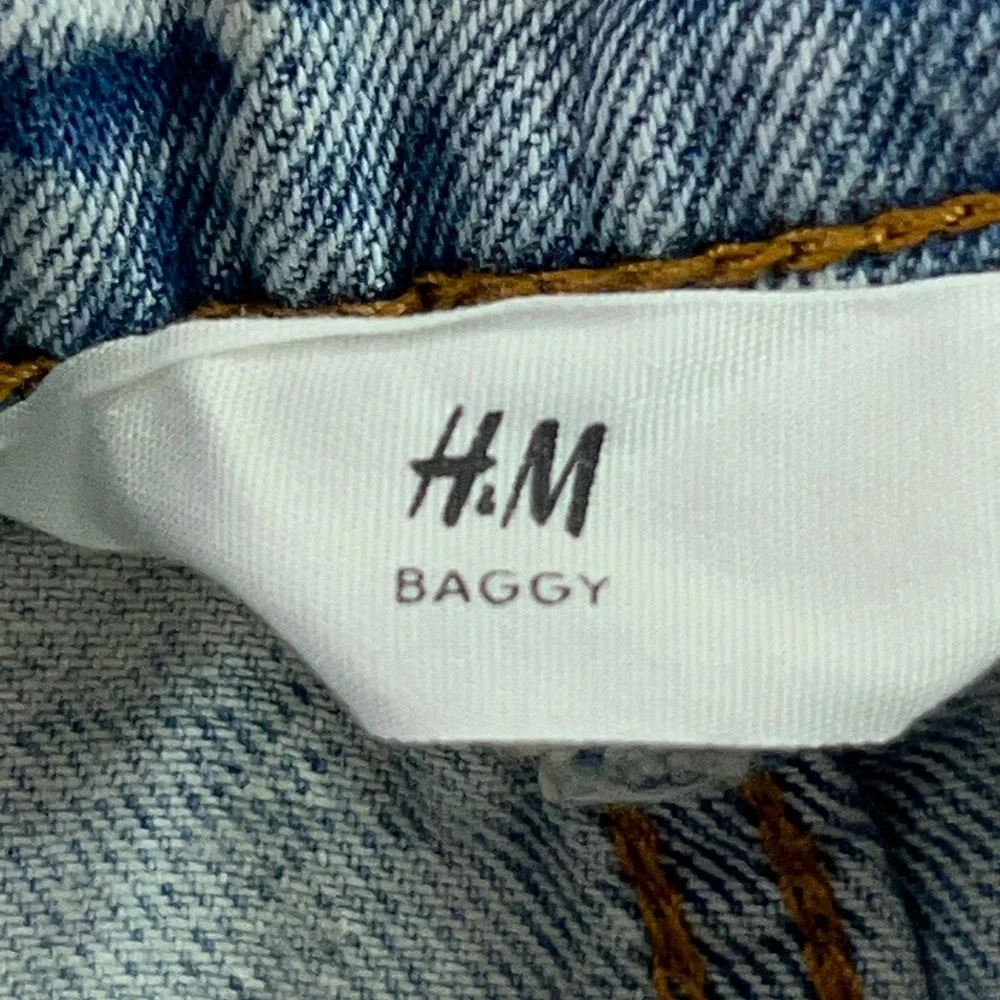 H&M baggy fit